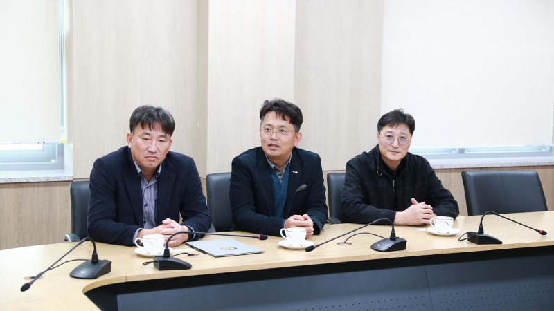 KakaoTalk_20231108_152541342_02.jpg